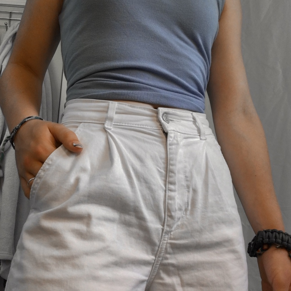 Wide Leg Levi’s Pants